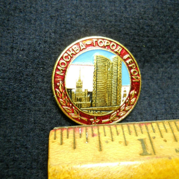 Pin Capital of Russia MOCKBA - Picture 2 of 3